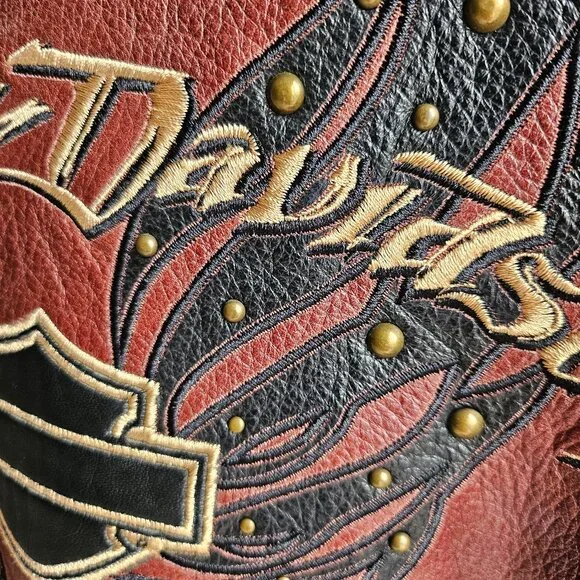 Genuine Leather Embroidered Harley Davidson Jacket - Picture 2 of 5